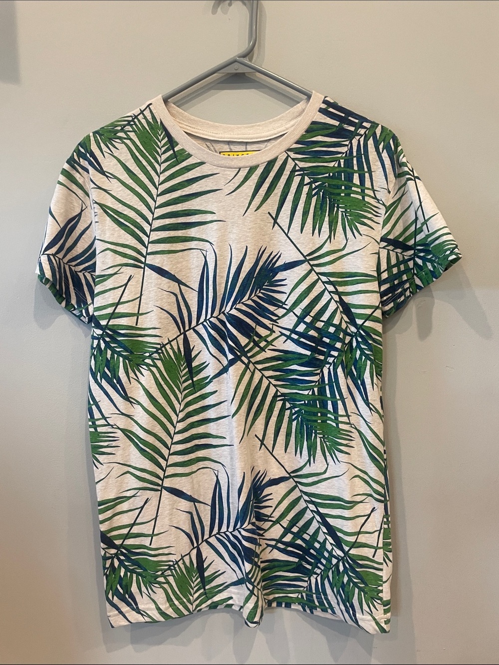 Palm Print Crewneck Tee in Green & Navy tropical vibes